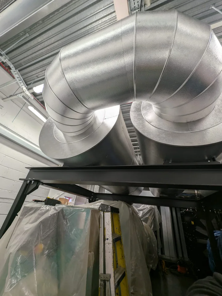 High-rise commercial building services with insulated plant