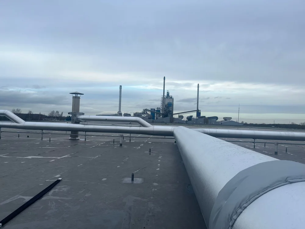 Insulated industrial service routes supporting lower wasted energy