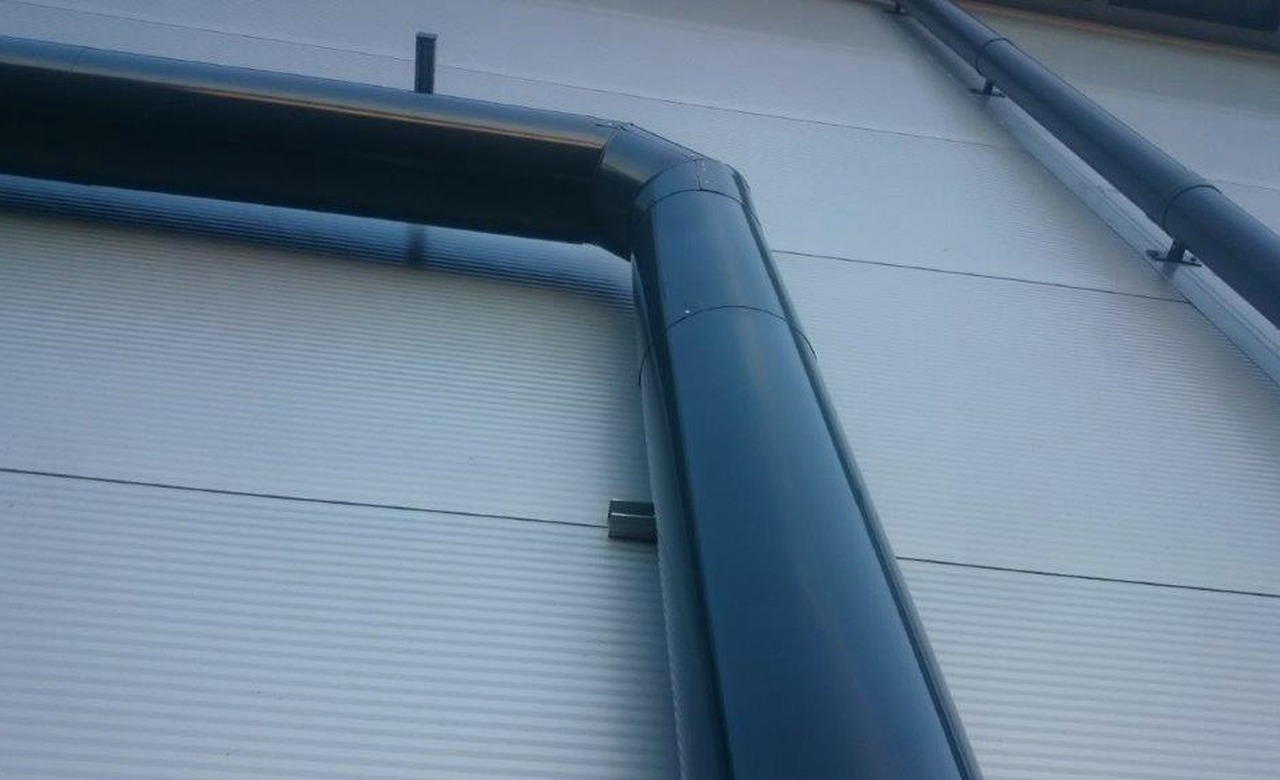 Removable insulation jackets installed on external public-sector service pipework