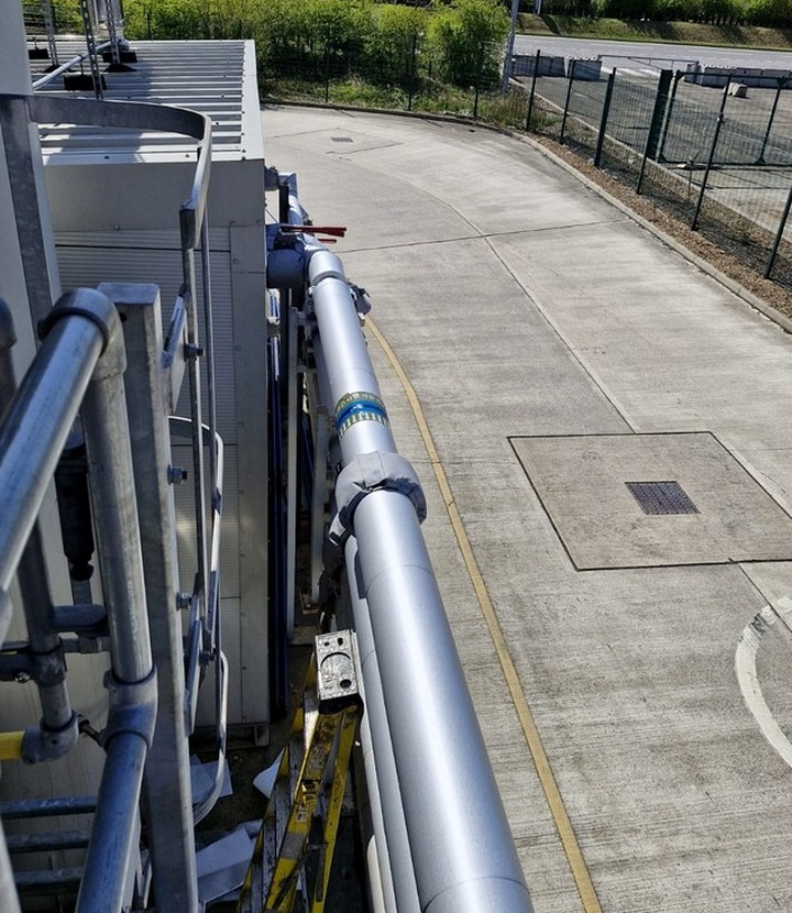 Ductwork insulation detail around rooftop and plant deck services