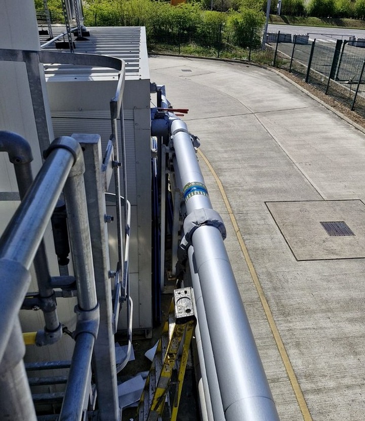 Detailed ductwork insulation around service transitions