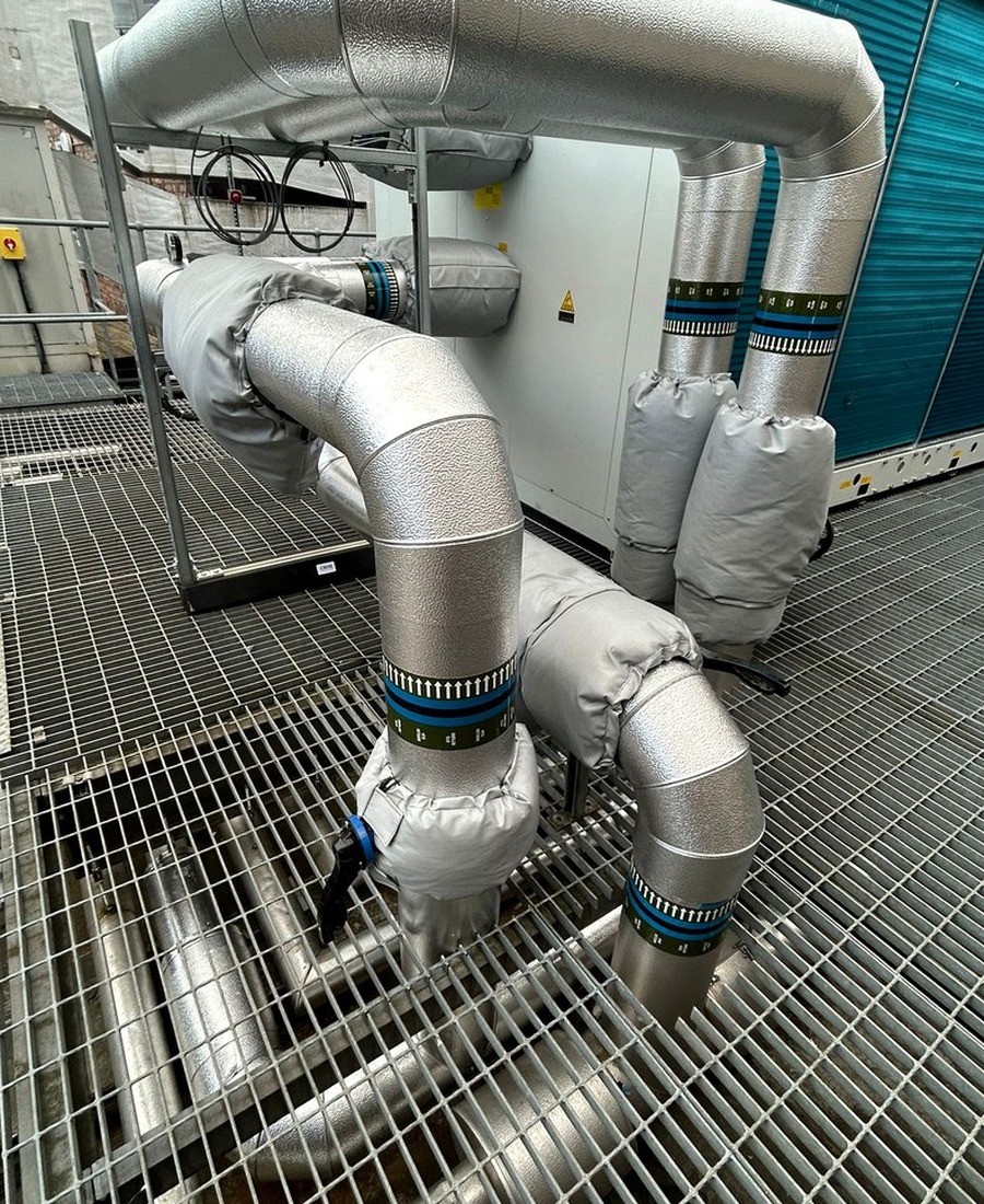External services insulation opportunity across exposed rooftop routes